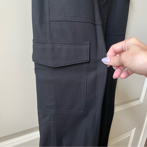 NWOT Banana Republic Slim-Fit Drapey Twill Utility Cargo Pant Black size 4 - Picture 7 of 10
